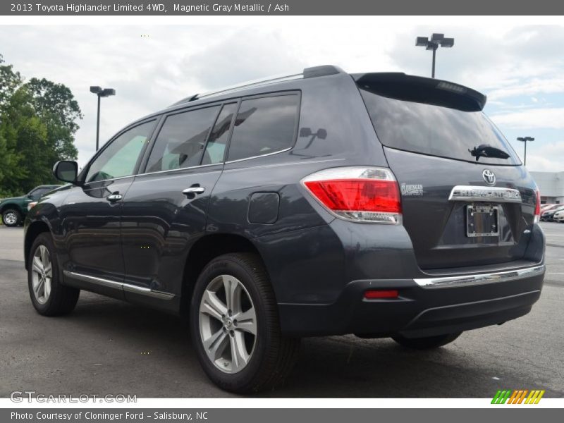 Magnetic Gray Metallic / Ash 2013 Toyota Highlander Limited 4WD