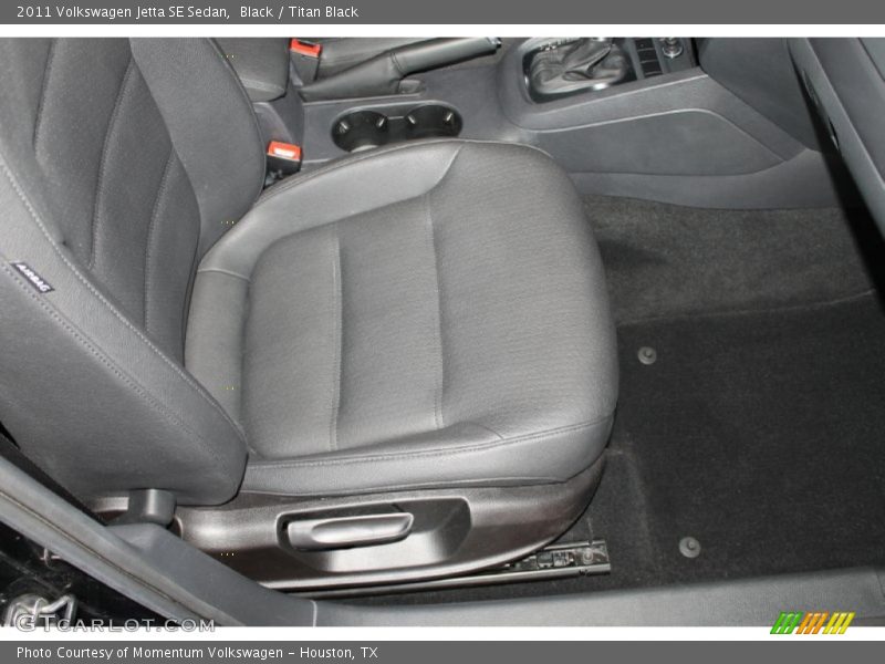 Black / Titan Black 2011 Volkswagen Jetta SE Sedan