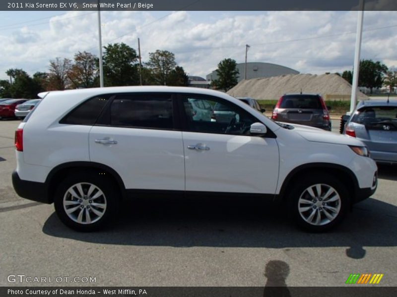 Snow White Pearl / Beige 2011 Kia Sorento EX V6