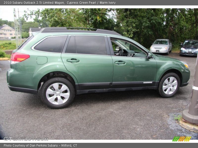 Cypress Green Pearl / Warm Ivory 2010 Subaru Outback 2.5i Limited Wagon