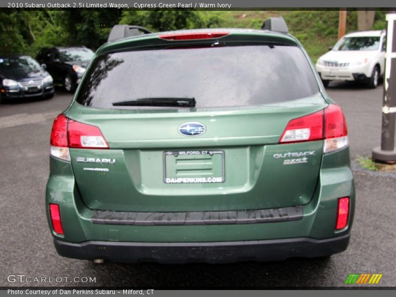 Cypress Green Pearl / Warm Ivory 2010 Subaru Outback 2.5i Limited Wagon