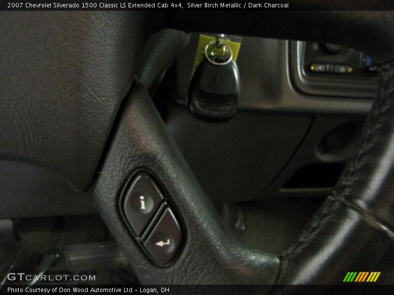 Silver Birch Metallic / Dark Charcoal 2007 Chevrolet Silverado 1500 Classic LS Extended Cab 4x4