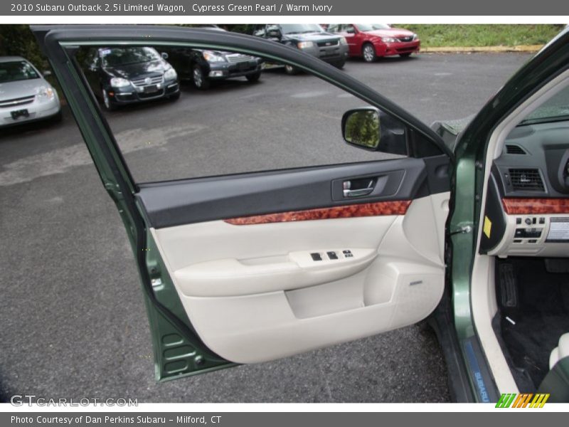 Cypress Green Pearl / Warm Ivory 2010 Subaru Outback 2.5i Limited Wagon