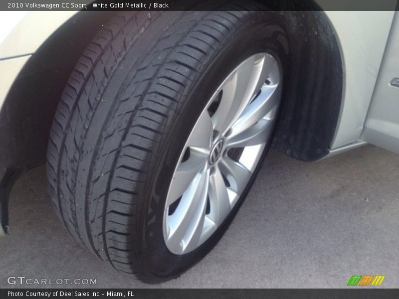 White Gold Metallic / Black 2010 Volkswagen CC Sport