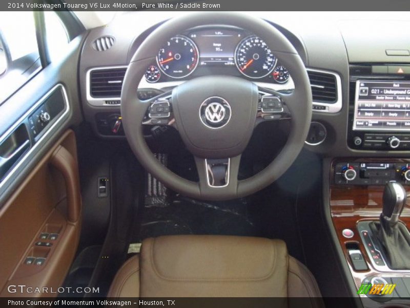  2014 Touareg V6 Lux 4Motion Steering Wheel