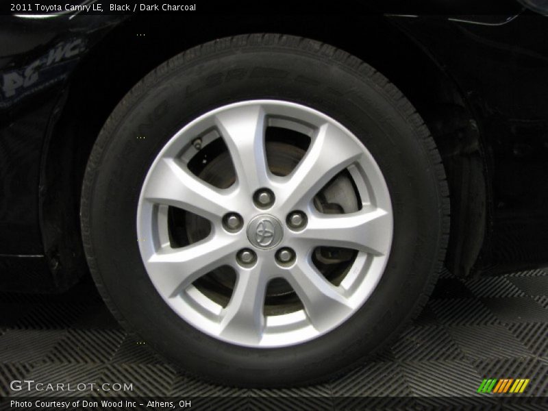 Black / Dark Charcoal 2011 Toyota Camry LE