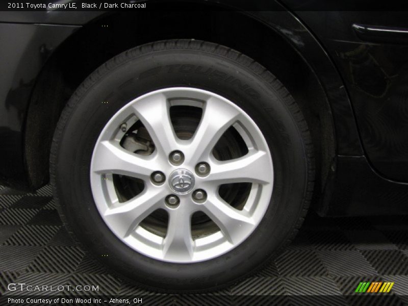 Black / Dark Charcoal 2011 Toyota Camry LE