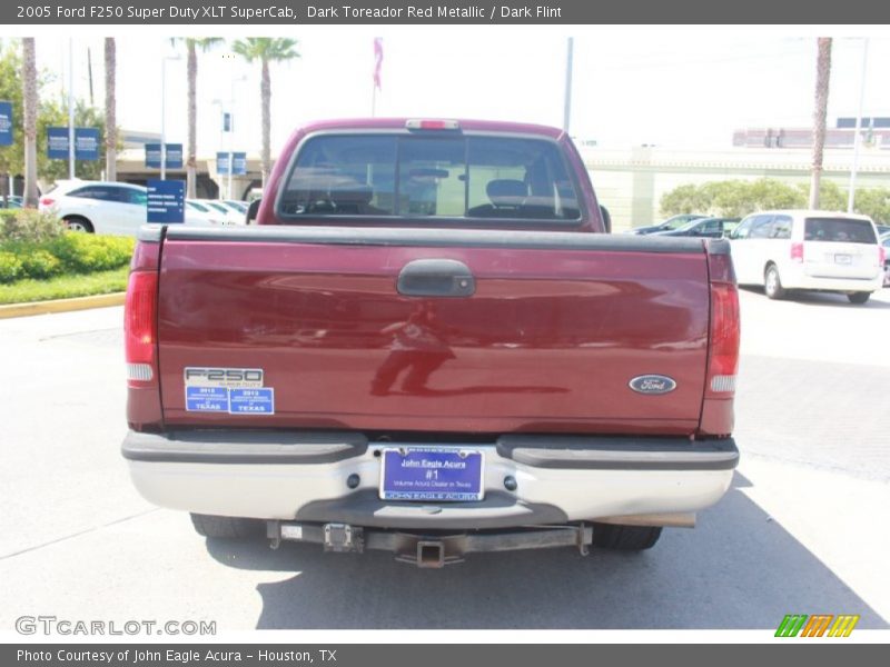 Dark Toreador Red Metallic / Dark Flint 2005 Ford F250 Super Duty XLT SuperCab