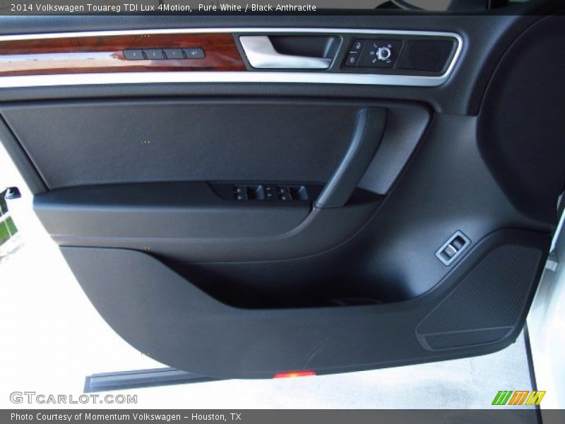 Door Panel of 2014 Touareg TDI Lux 4Motion