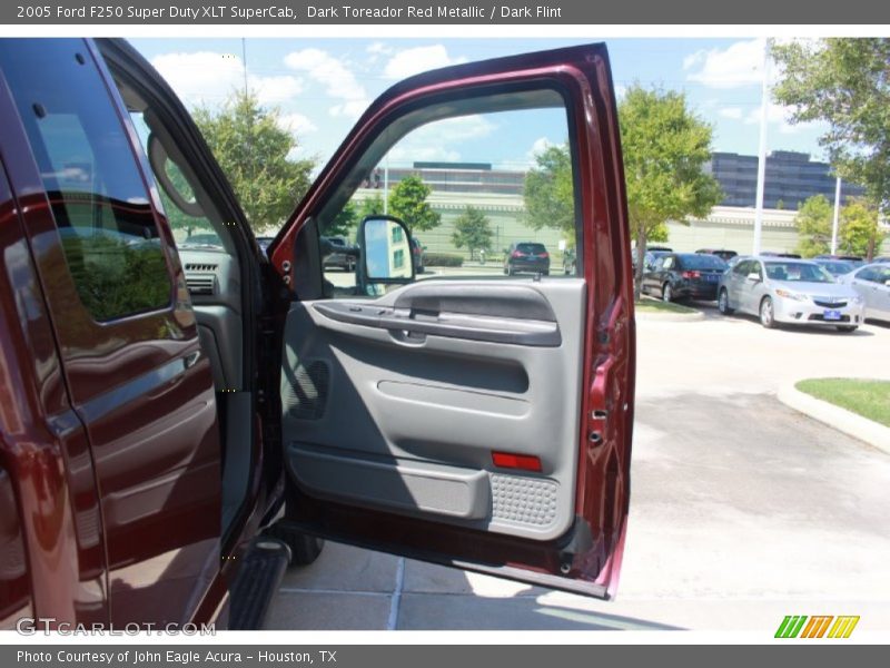Dark Toreador Red Metallic / Dark Flint 2005 Ford F250 Super Duty XLT SuperCab