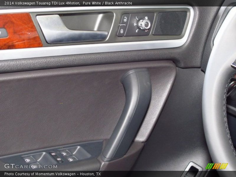 Pure White / Black Anthracite 2014 Volkswagen Touareg TDI Lux 4Motion