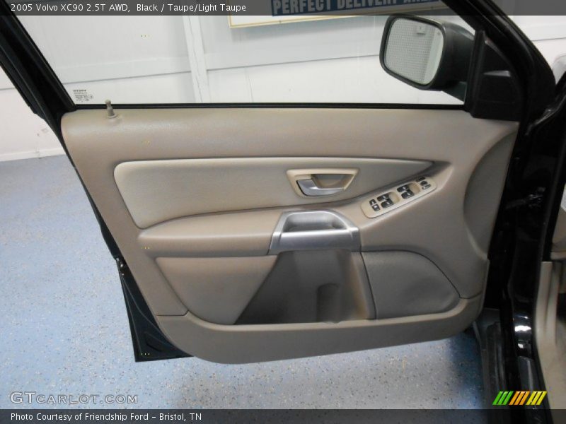 Black / Taupe/Light Taupe 2005 Volvo XC90 2.5T AWD