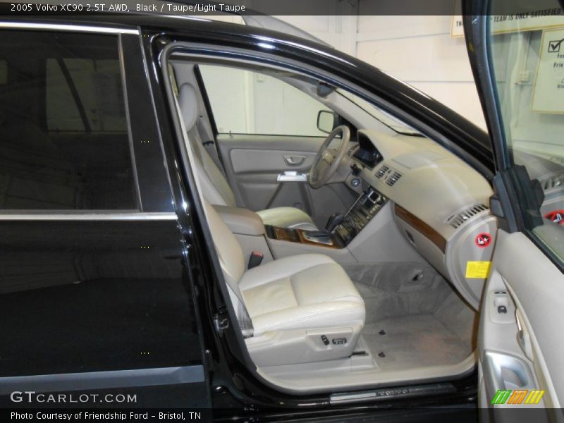 Black / Taupe/Light Taupe 2005 Volvo XC90 2.5T AWD
