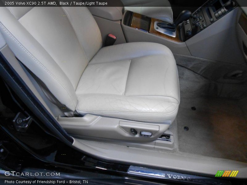 Black / Taupe/Light Taupe 2005 Volvo XC90 2.5T AWD