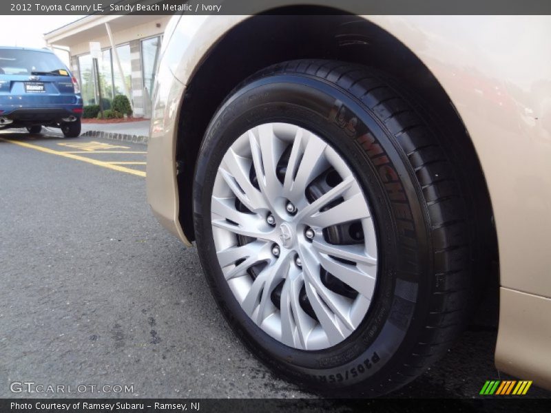 Sandy Beach Metallic / Ivory 2012 Toyota Camry LE