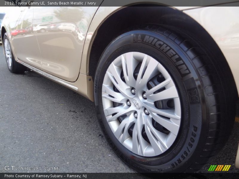 Sandy Beach Metallic / Ivory 2012 Toyota Camry LE