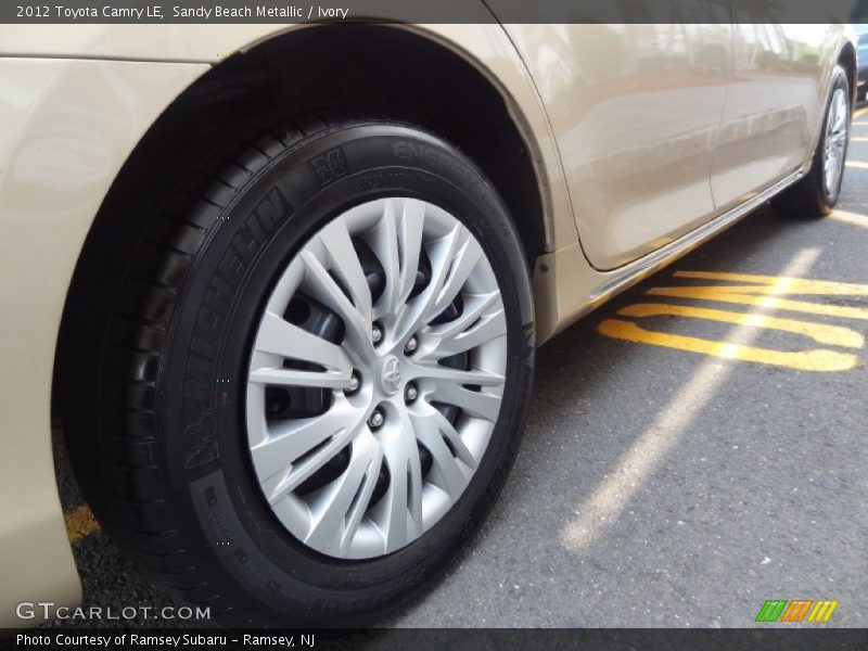 Sandy Beach Metallic / Ivory 2012 Toyota Camry LE