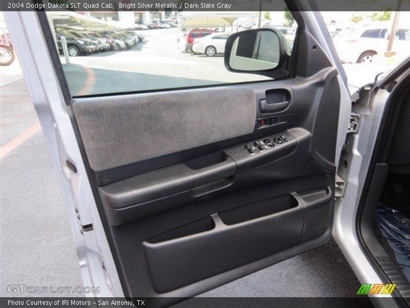 Bright Silver Metallic / Dark Slate Gray 2004 Dodge Dakota SLT Quad Cab
