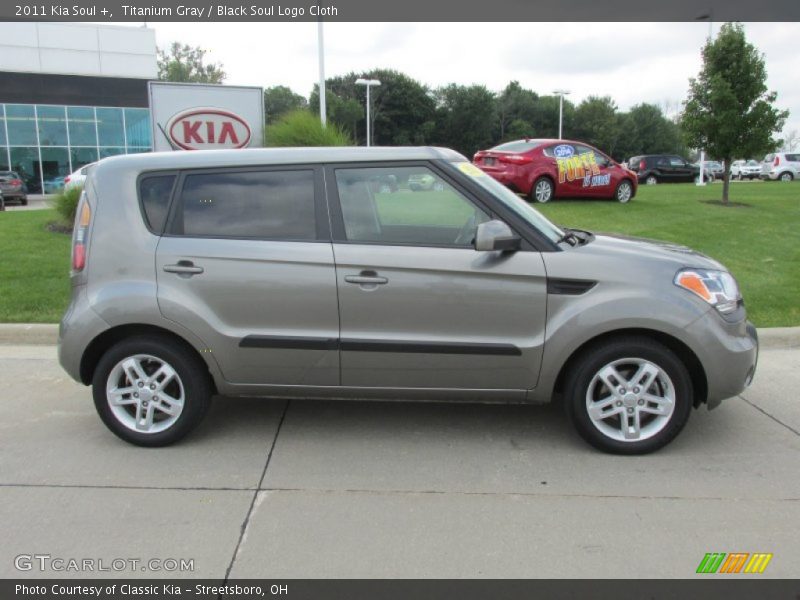 Titanium Gray / Black Soul Logo Cloth 2011 Kia Soul +