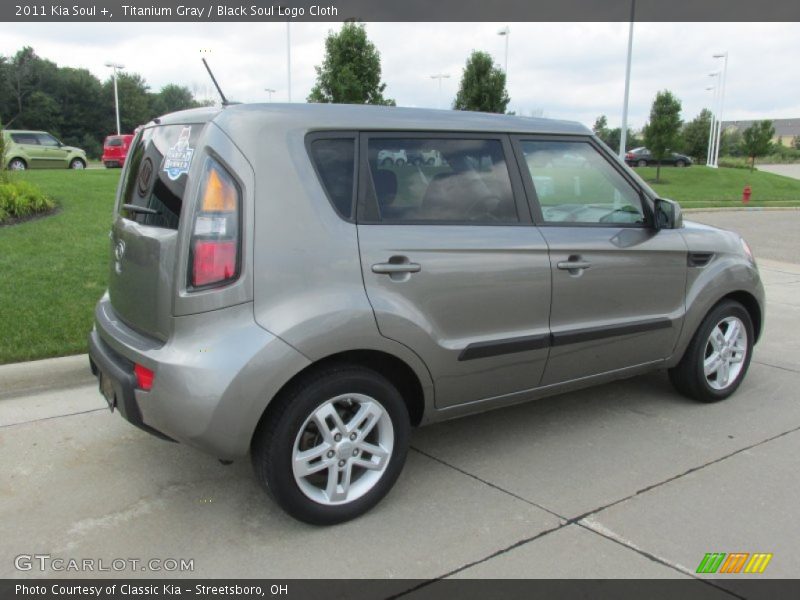 Titanium Gray / Black Soul Logo Cloth 2011 Kia Soul +