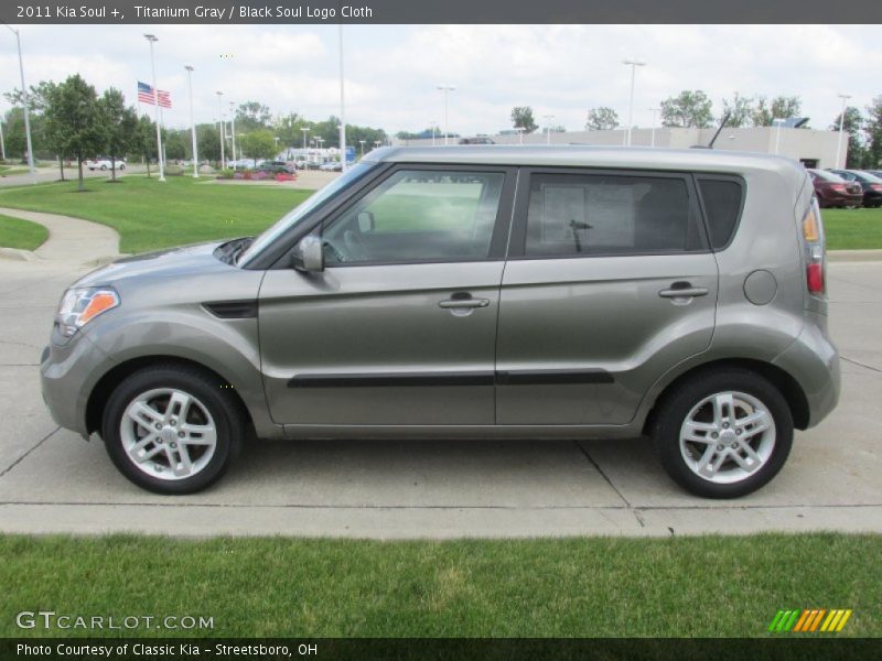 Titanium Gray / Black Soul Logo Cloth 2011 Kia Soul +