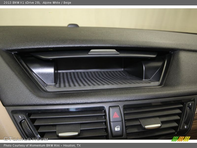 Alpine White / Beige 2013 BMW X1 sDrive 28i