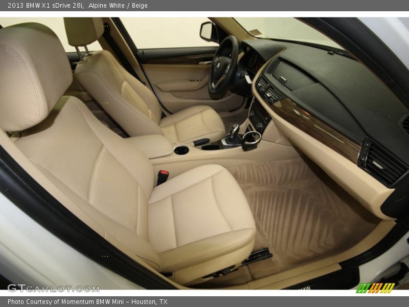 Alpine White / Beige 2013 BMW X1 sDrive 28i