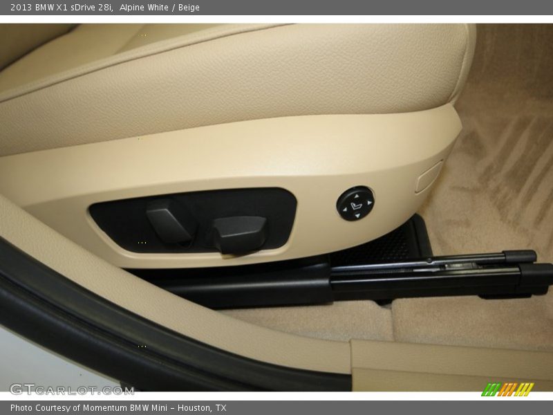 Alpine White / Beige 2013 BMW X1 sDrive 28i