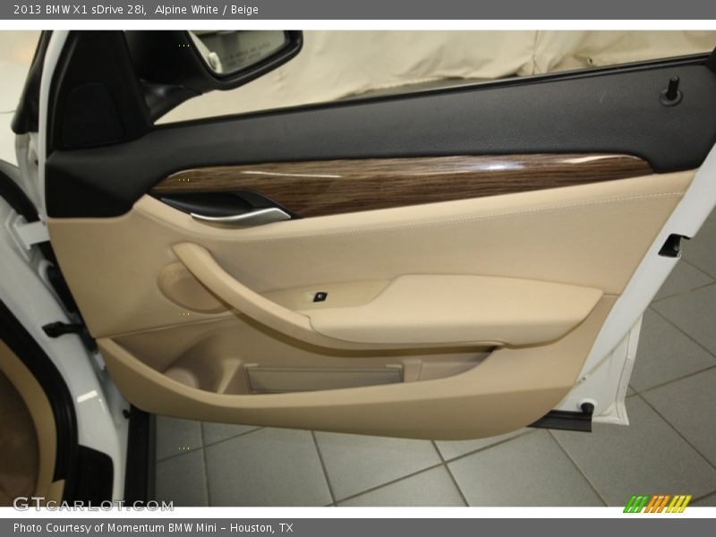 Alpine White / Beige 2013 BMW X1 sDrive 28i