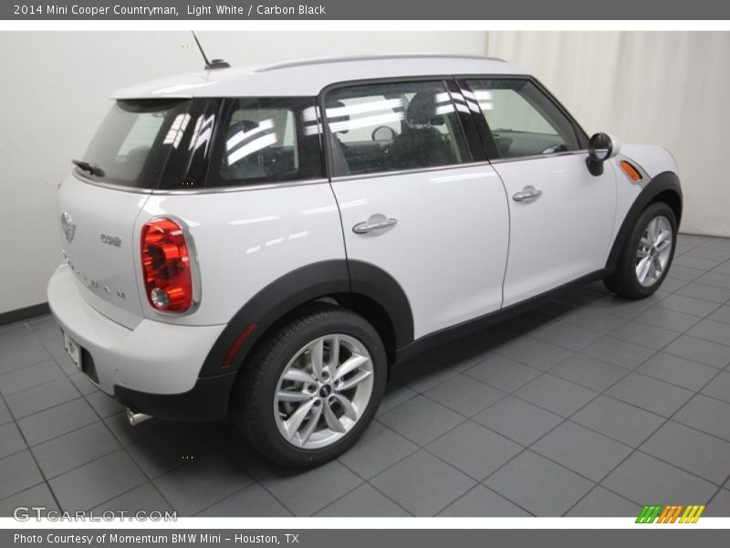 Light White / Carbon Black 2014 Mini Cooper Countryman