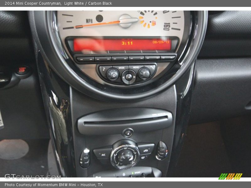 Light White / Carbon Black 2014 Mini Cooper Countryman
