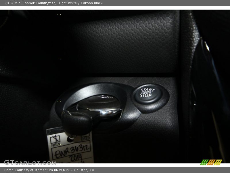 Light White / Carbon Black 2014 Mini Cooper Countryman