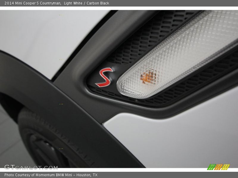 Light White / Carbon Black 2014 Mini Cooper S Countryman