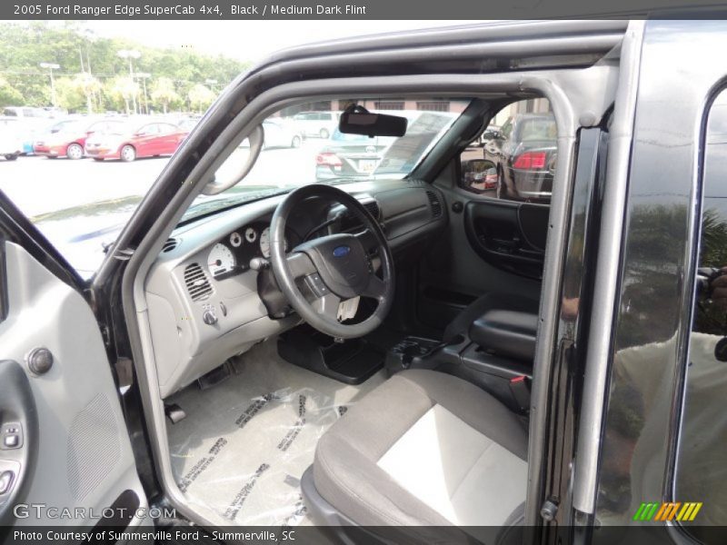 Black / Medium Dark Flint 2005 Ford Ranger Edge SuperCab 4x4