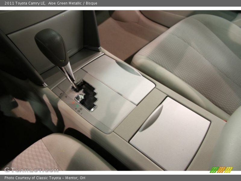 Aloe Green Metallic / Bisque 2011 Toyota Camry LE