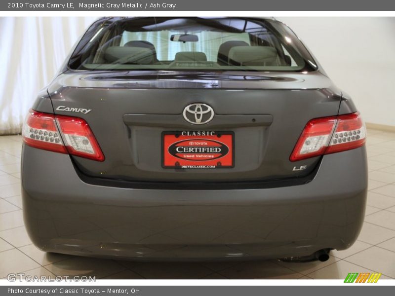Magnetic Gray Metallic / Ash Gray 2010 Toyota Camry LE