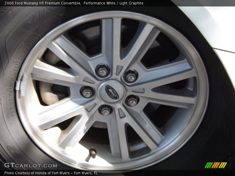 Performance White / Light Graphite 2006 Ford Mustang V6 Premium Convertible