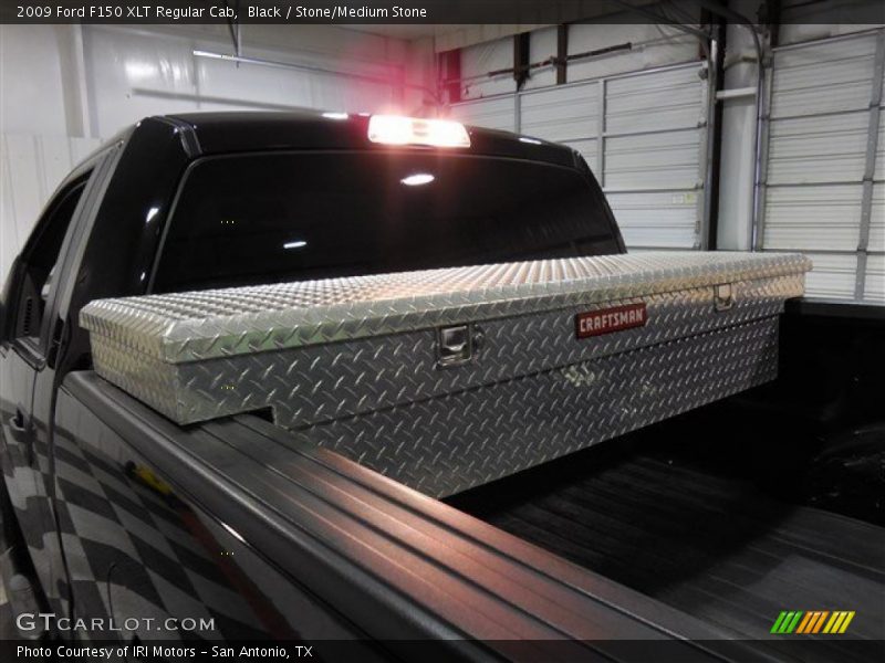 Black / Stone/Medium Stone 2009 Ford F150 XLT Regular Cab