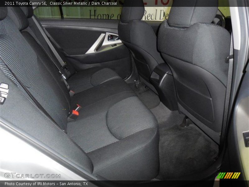 Classic Silver Metallic / Dark Charcoal 2011 Toyota Camry SE