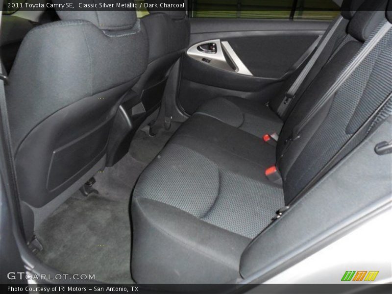 Classic Silver Metallic / Dark Charcoal 2011 Toyota Camry SE