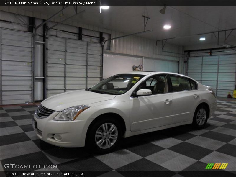 Winter Frost White / Blond 2011 Nissan Altima 2.5 S