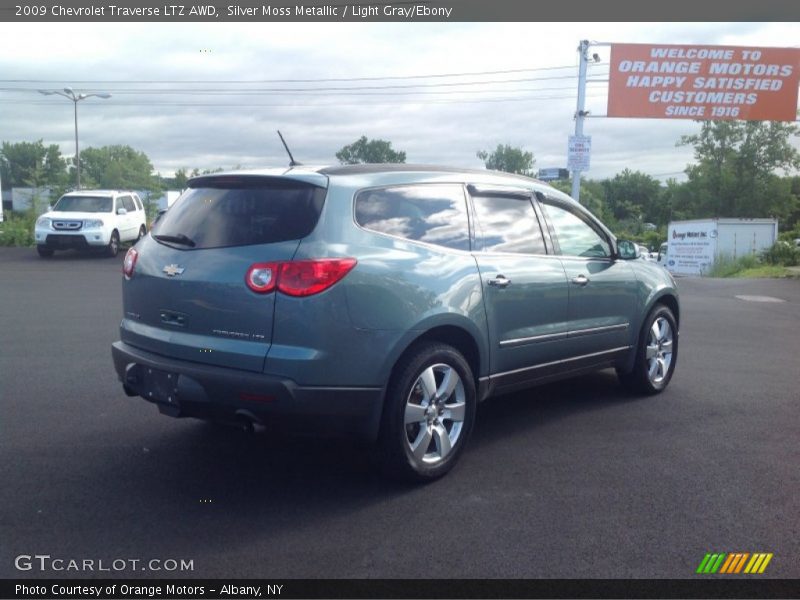 Silver Moss Metallic / Light Gray/Ebony 2009 Chevrolet Traverse LTZ AWD
