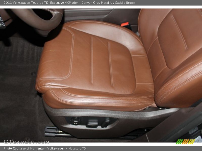 Canyon Gray Metallic / Saddle Brown 2011 Volkswagen Touareg TDI Executive 4XMotion