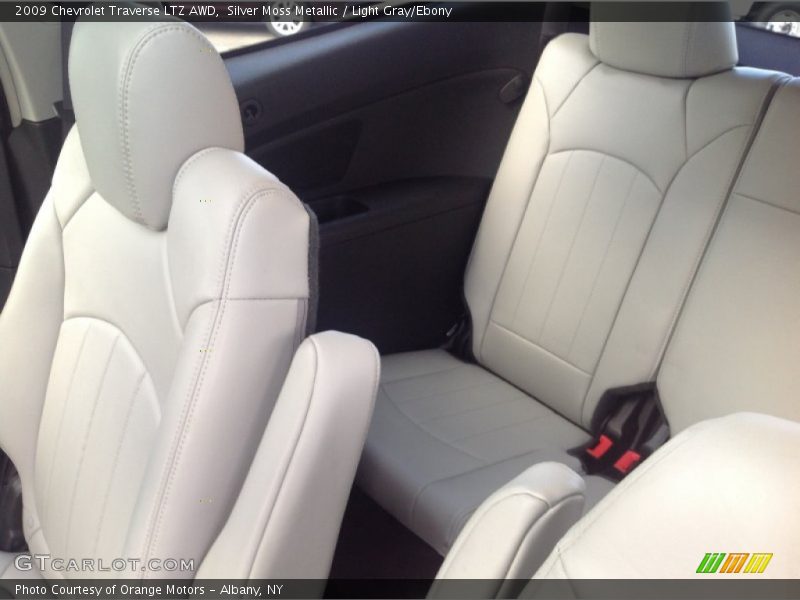 Silver Moss Metallic / Light Gray/Ebony 2009 Chevrolet Traverse LTZ AWD