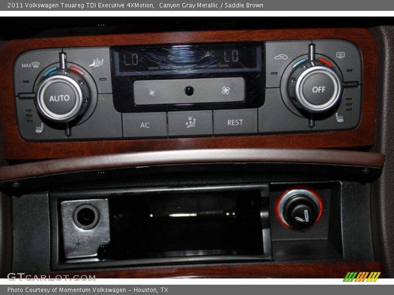 Canyon Gray Metallic / Saddle Brown 2011 Volkswagen Touareg TDI Executive 4XMotion