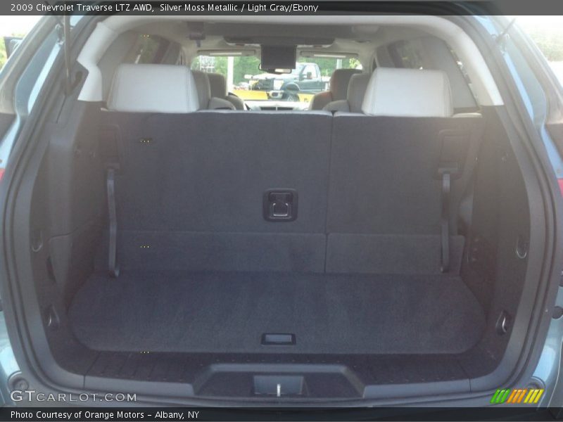 Silver Moss Metallic / Light Gray/Ebony 2009 Chevrolet Traverse LTZ AWD