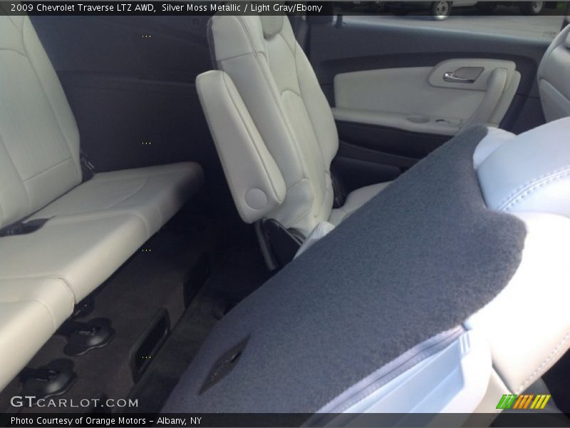 Silver Moss Metallic / Light Gray/Ebony 2009 Chevrolet Traverse LTZ AWD