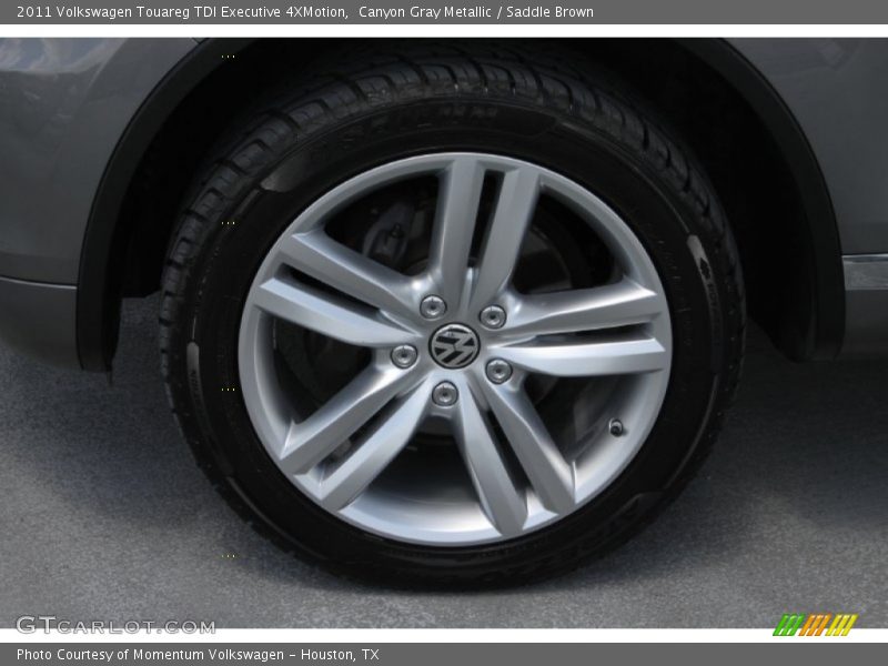 Canyon Gray Metallic / Saddle Brown 2011 Volkswagen Touareg TDI Executive 4XMotion