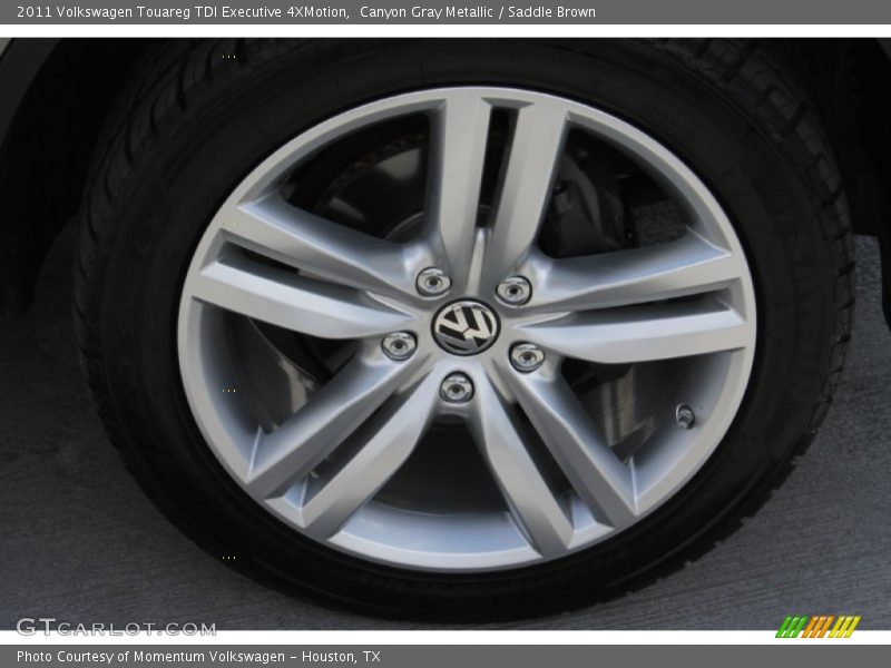 Canyon Gray Metallic / Saddle Brown 2011 Volkswagen Touareg TDI Executive 4XMotion