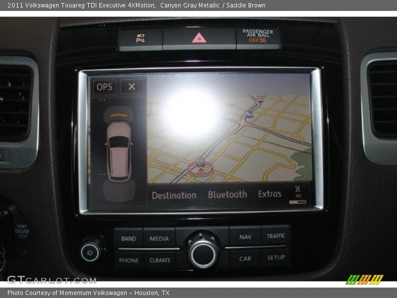 Canyon Gray Metallic / Saddle Brown 2011 Volkswagen Touareg TDI Executive 4XMotion